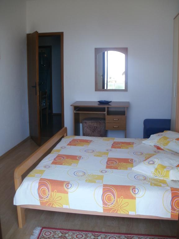 Beach Apartments Toni Podstrana Chambre photo